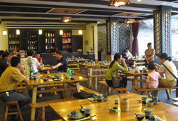 農家菜、餐飲服務、歌舞活動——鄉(xiāng)村休閑旅游的三大亮點